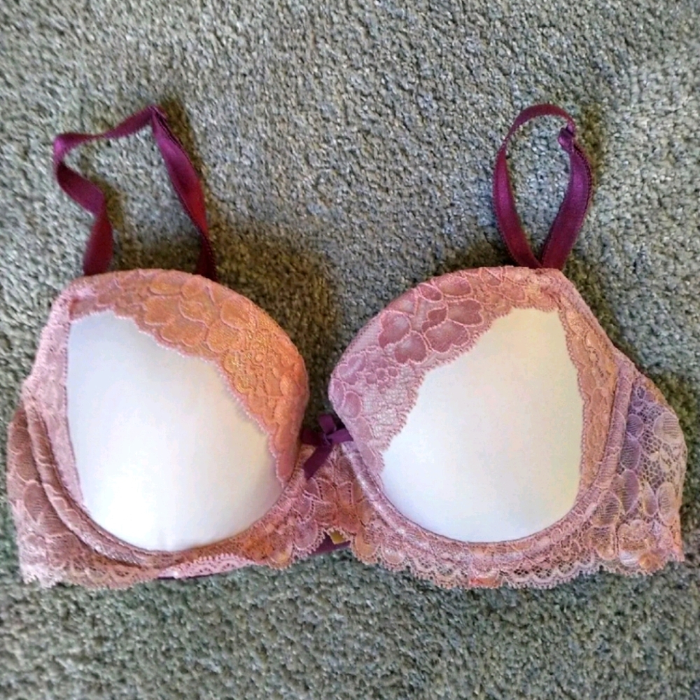 Victoria Secret dream angel bra. 32C